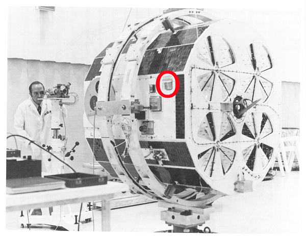 Photoelectron Spectrometer PES on AE-C